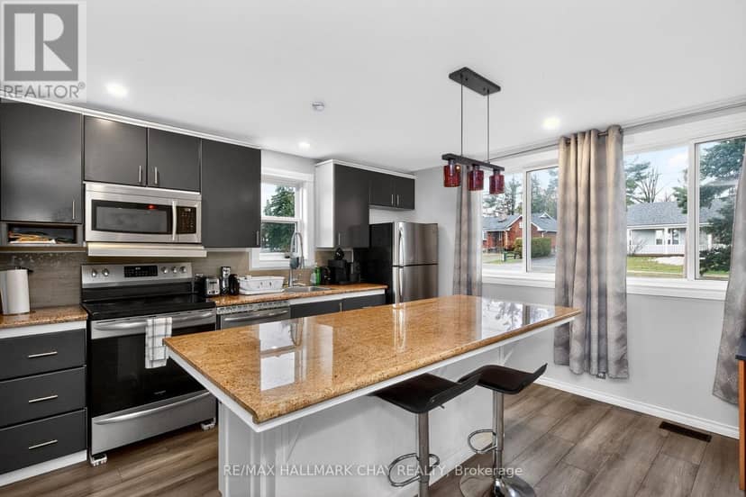 371 Barrie Road, Orillia, photo 6