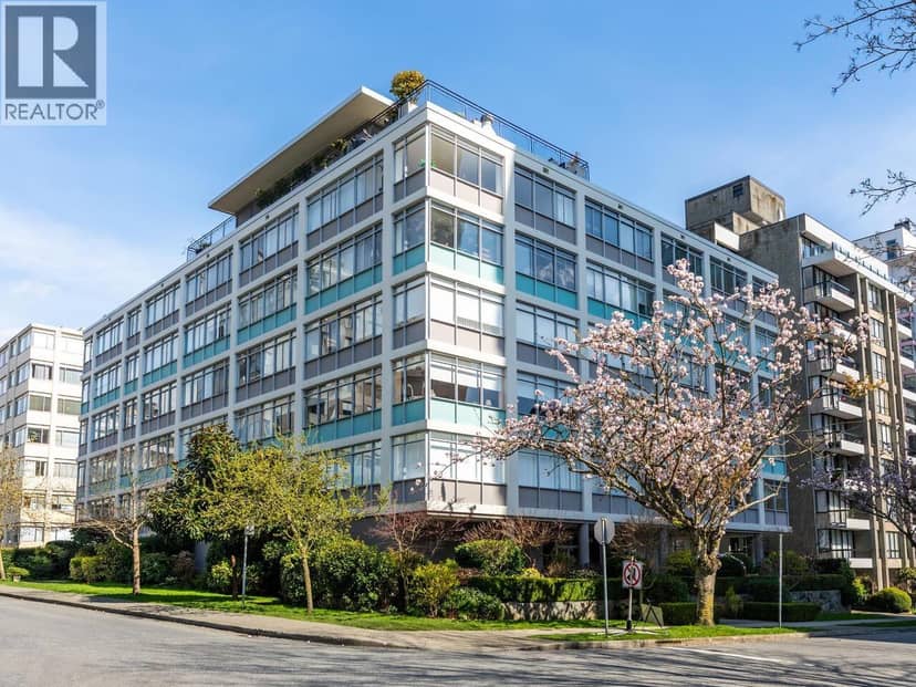 304 1975 PENDRELL STREET, Vancouver, photo 2