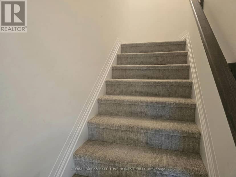 31 Saffron Way — photo 21 of 40