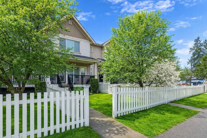 60 19097 64 AVENUE, Surrey