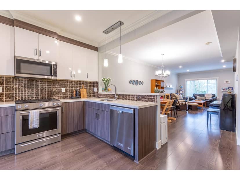60 19097 64 AVENUE, Surrey, photo 3