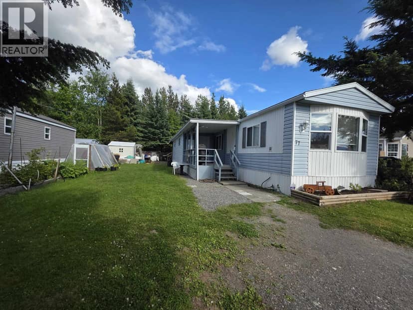 77 3616 LARCH AVENUE, Terrace, photo 2