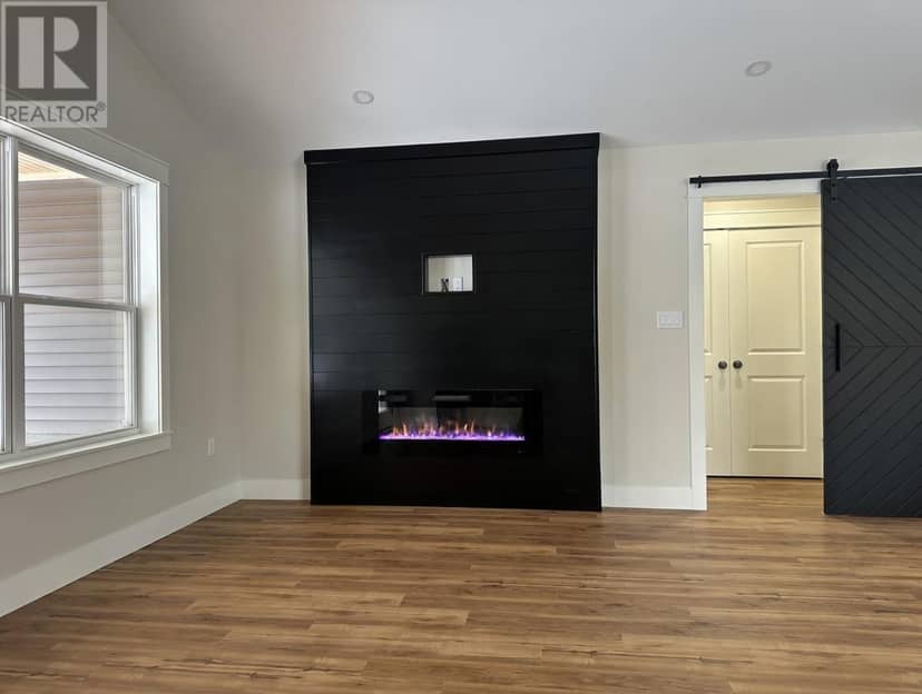 15 Norman Drive — photo 6 of 23