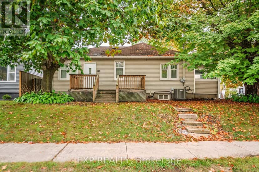829 Athol Street — photo 1 of 17