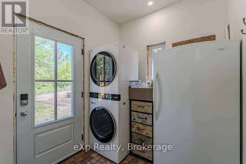 141 Wilson Drive — photo 10 of 40