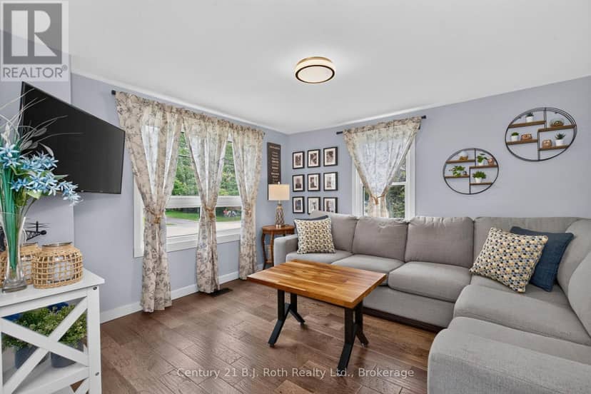 21 Maple Street — photo 12 of 40