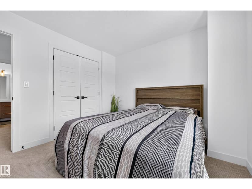 104 Kidd Cr — photo 32 of 40