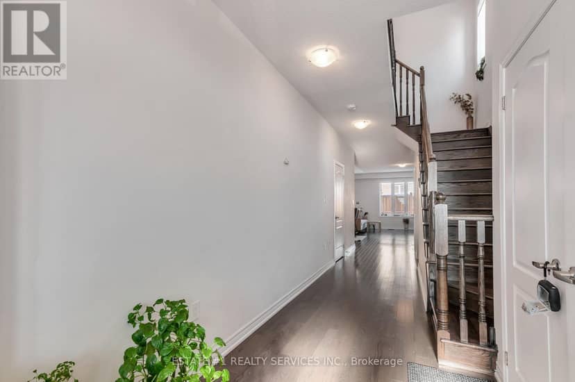 116 Mutrie Boulevard — photo 4 of 35