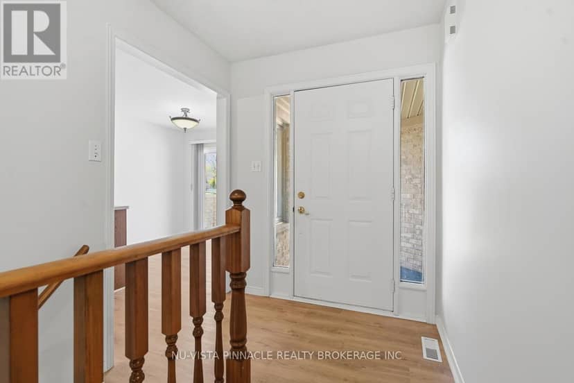 13 - 825 Shelborne Street, London South, photo 8