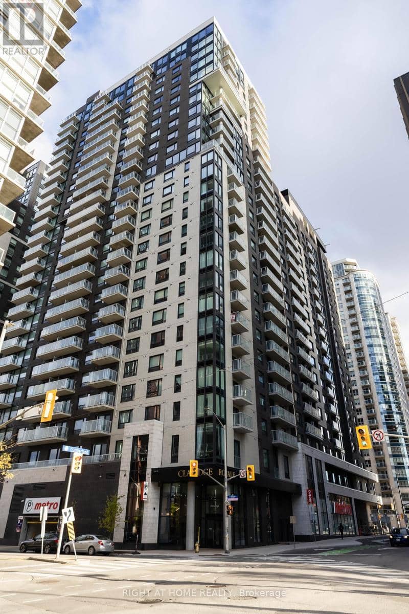 2508 - 180 George Street — photo 1 of 40