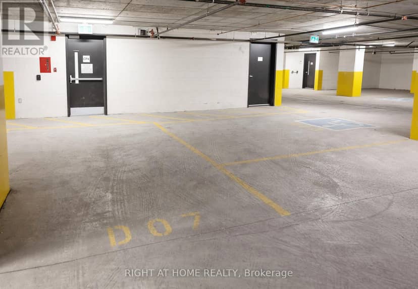 2508 - 180 George Street — photo 34 of 40