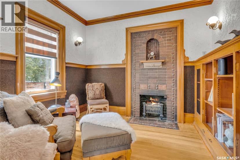 3120 Rae STREET — photo 11 of 40