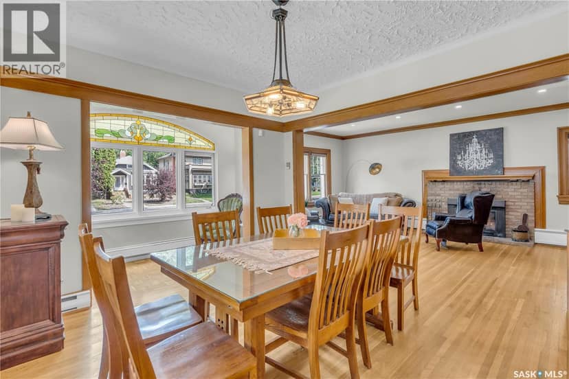 3120 Rae STREET — photo 1 of 40