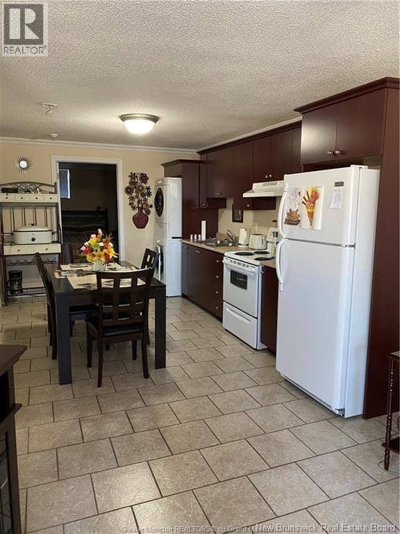 20 Roseberry Street, Campbellton, photo 3