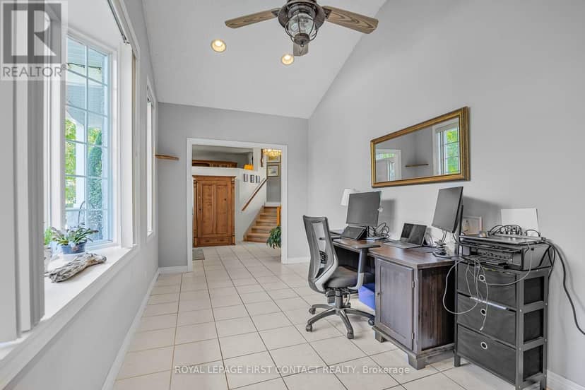 93 Bayshore Drive — photo 12 of 40