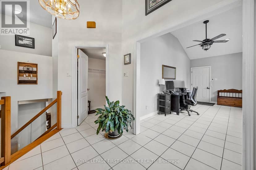 93 Bayshore Drive — photo 13 of 40