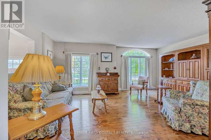 93 Bayshore Drive — photo 5 of 40
