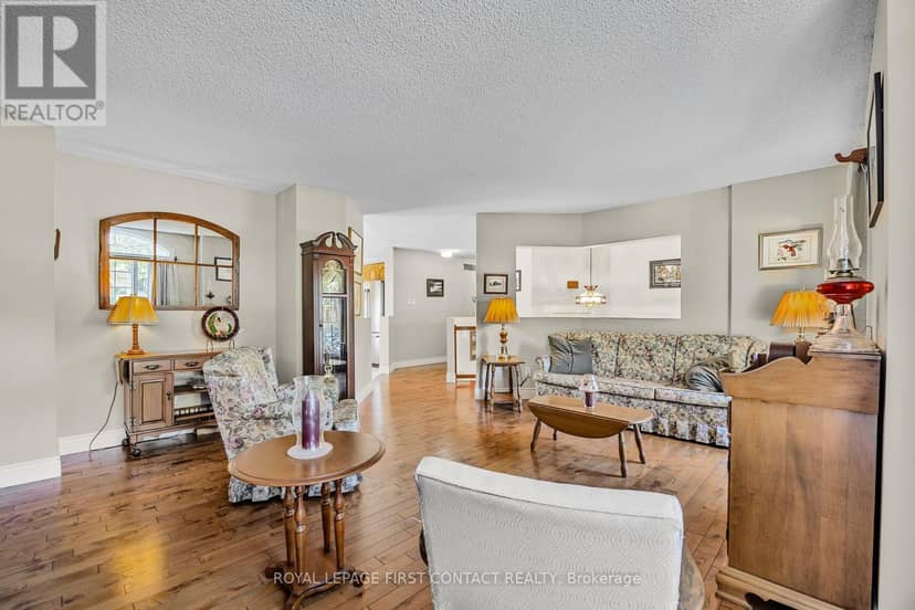 93 Bayshore Drive — photo 7 of 40