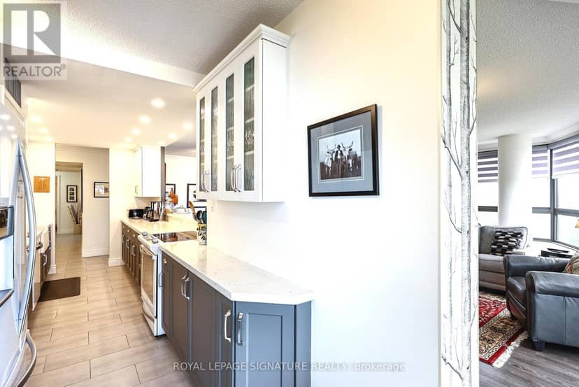 907 - 1300 Bloor Street — photo 14 of 40