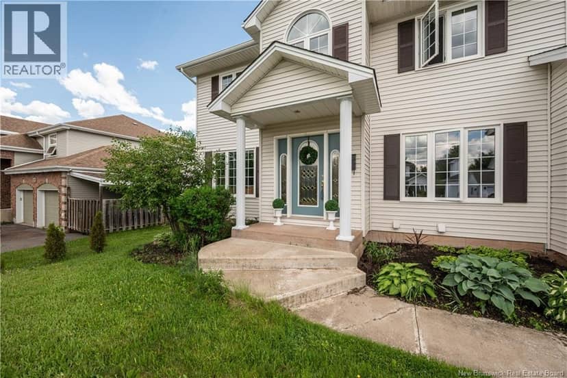 523 Alphee Street — photo 4 of 40