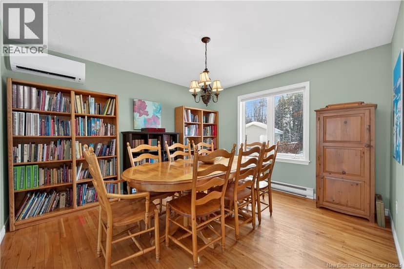523 Alphee Street — photo 9 of 40