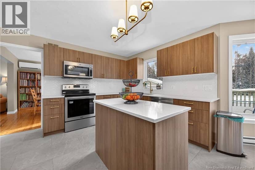 523 Alphee Street — photo 12 of 40