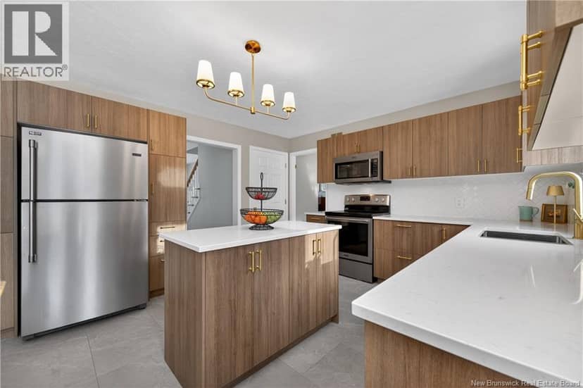 523 Alphee Street — photo 13 of 40