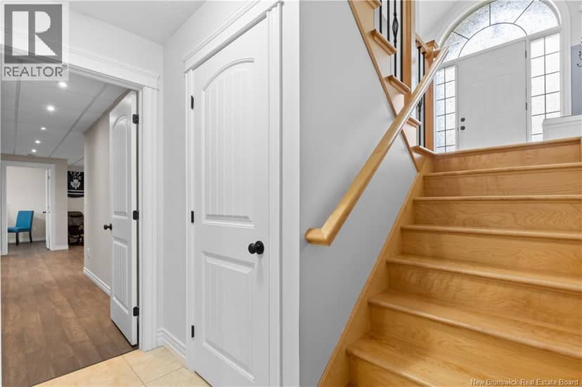253 Chatellerault Street — photo 20 of 36