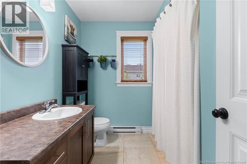 253 Chatellerault Street — photo 16 of 36