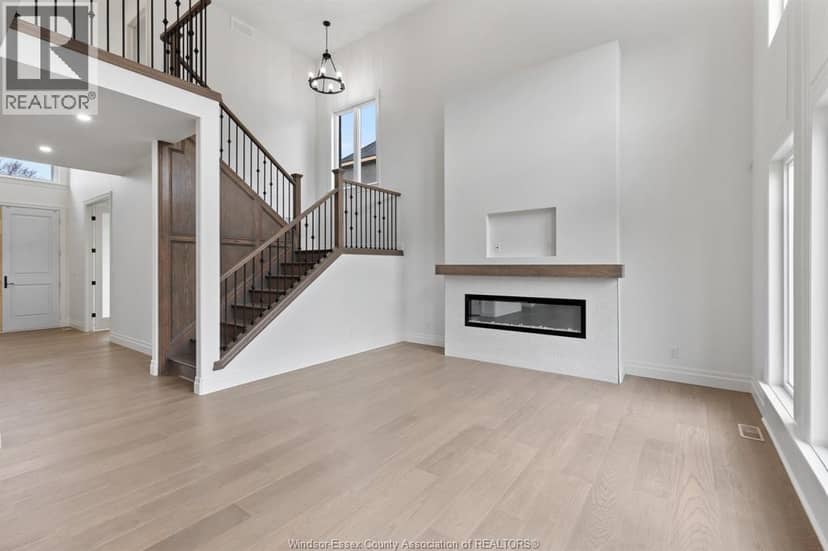 1212 Campana Crescent — photo 5 of 16