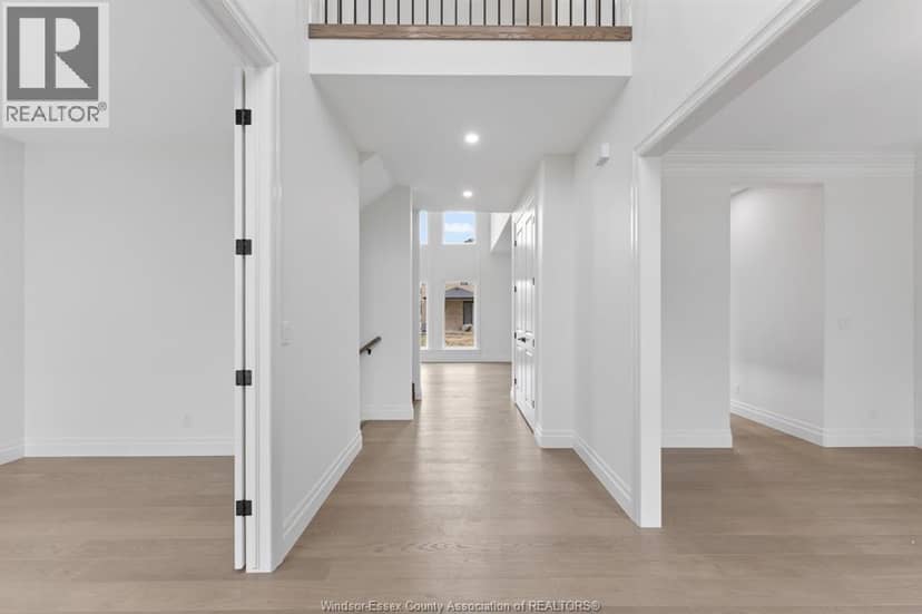 1212 Campana Crescent — photo 3 of 16