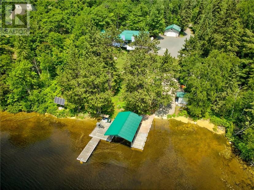 1933 Bushy Bay, Wahnapitae, photo 2