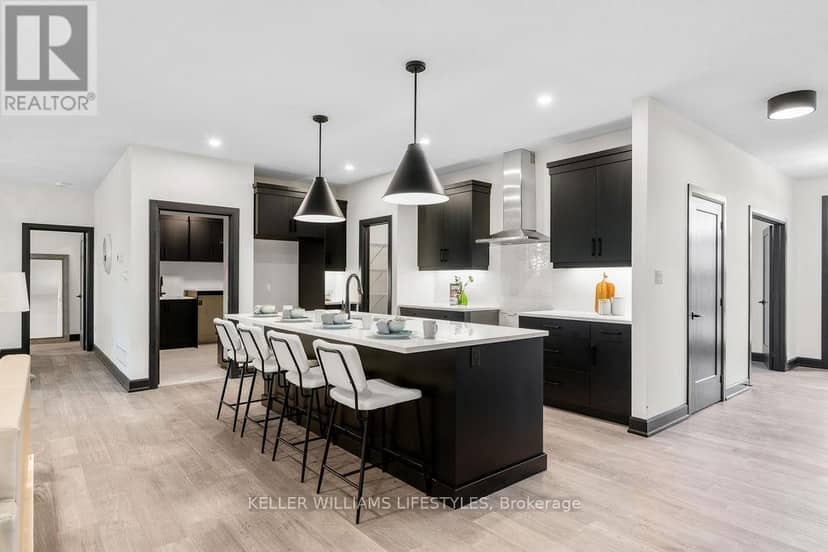 28 Manning Court — photo 14 of 40