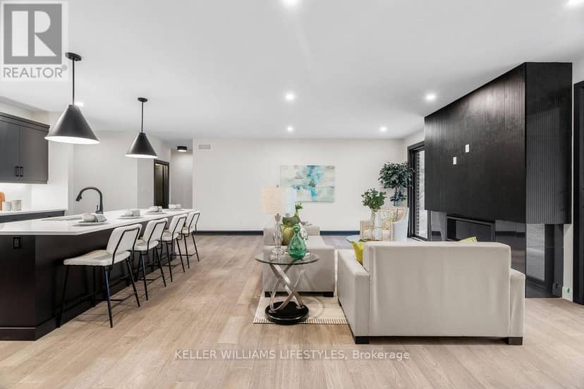 28 Manning Court — photo 19 of 40