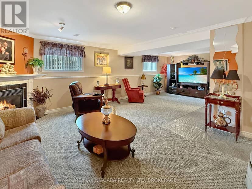 629 Daytona Drive — photo 13 of 34