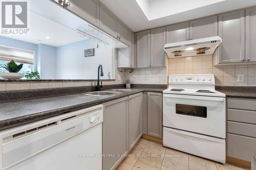 308 - 3 Everson Drive — photo 11 of 40