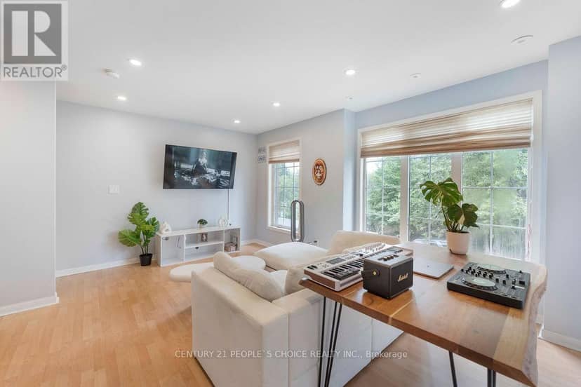 308 - 3 Everson Drive — photo 6 of 40
