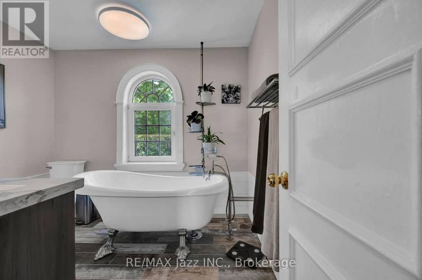1674 Hooton Drive — photo 19 of 40