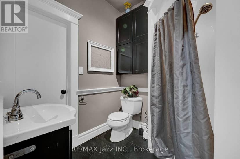 1674 Hooton Drive — photo 36 of 40