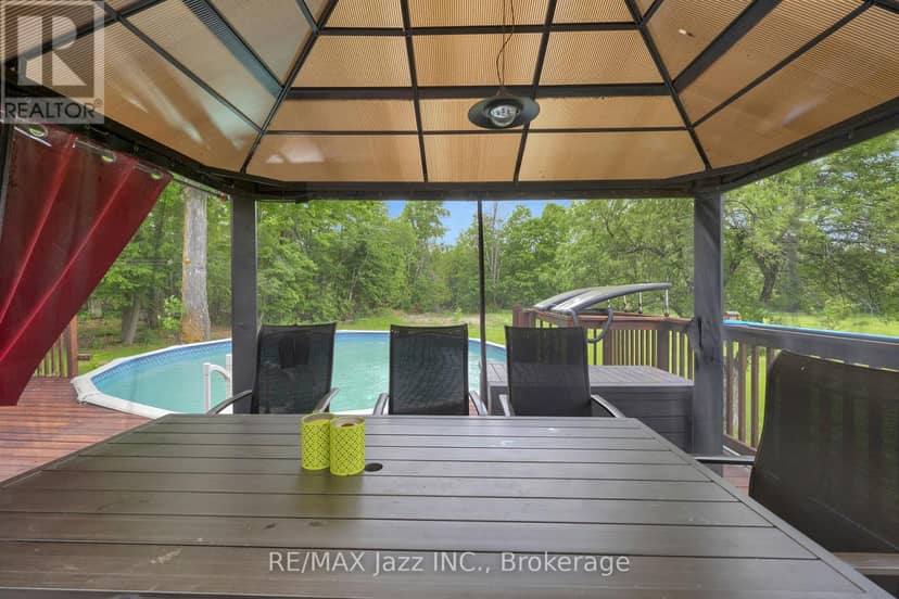 1674 Hooton Drive — photo 37 of 40