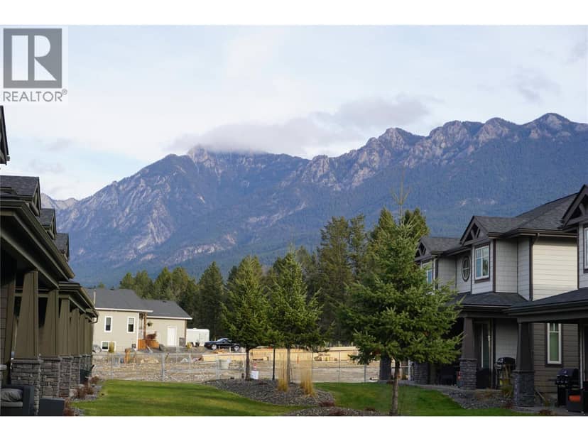 900 BIGHORN Boulevard Unit# 914, Radium Hot Springs, photo 2