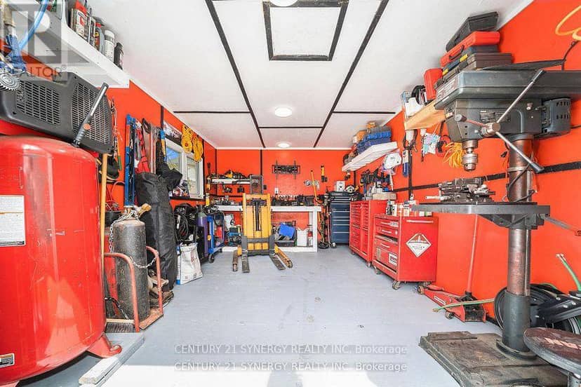25 Kensington Avenue — photo 27 of 32