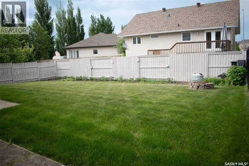 71 Longpre CRESCENT — photo 30 of 31