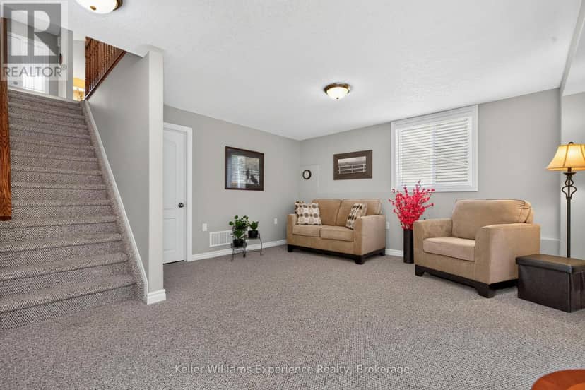 5 Sheppard Drive — photo 21 of 40