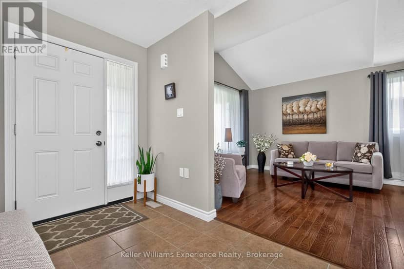 5 Sheppard Drive — photo 6 of 40