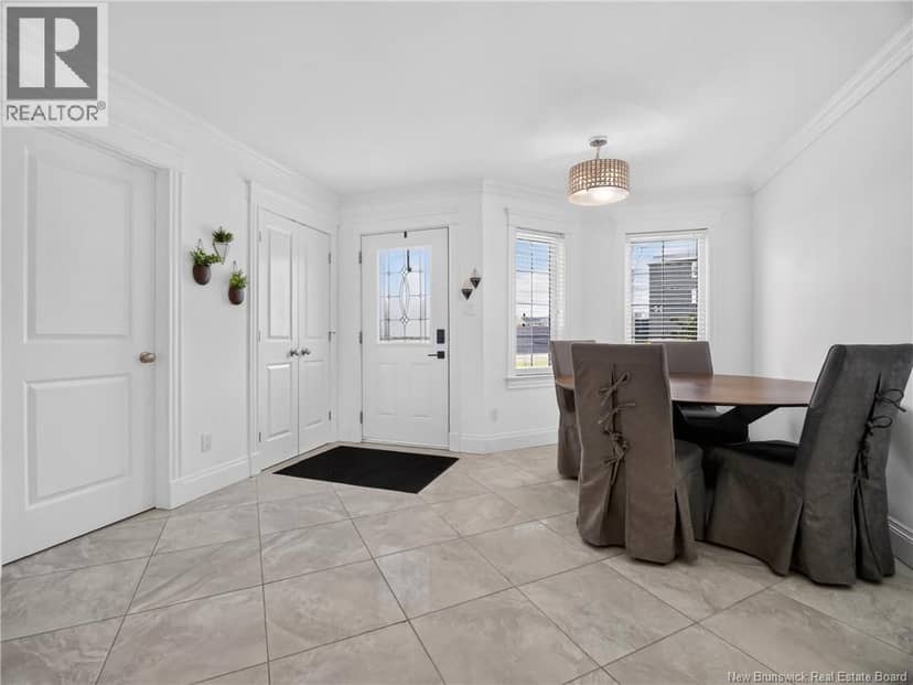 76 Golden Street — photo 9 of 39