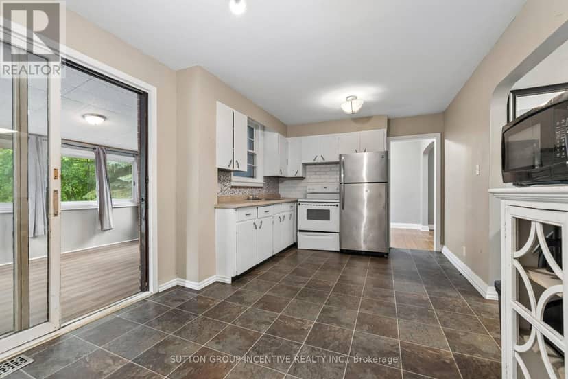 581 Arndon Avenue — photo 14 of 40