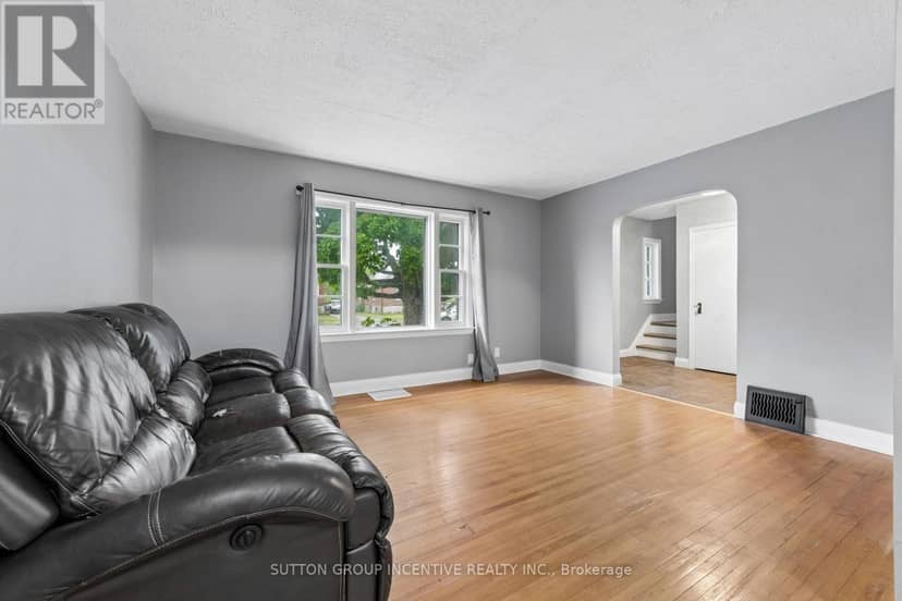 581 Arndon Avenue — photo 12 of 40