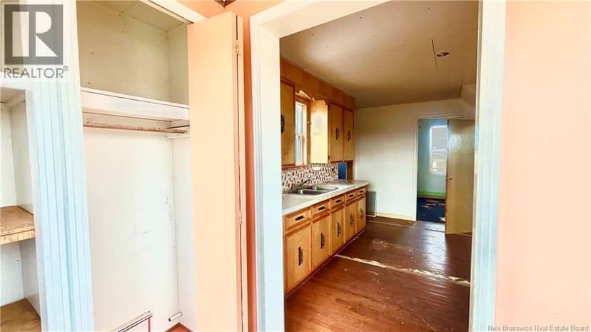 1723 de la Mer Boulevard — photo 15 of 19