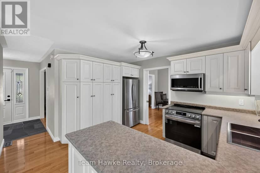321 Glenbrook Drive — photo 15 of 40